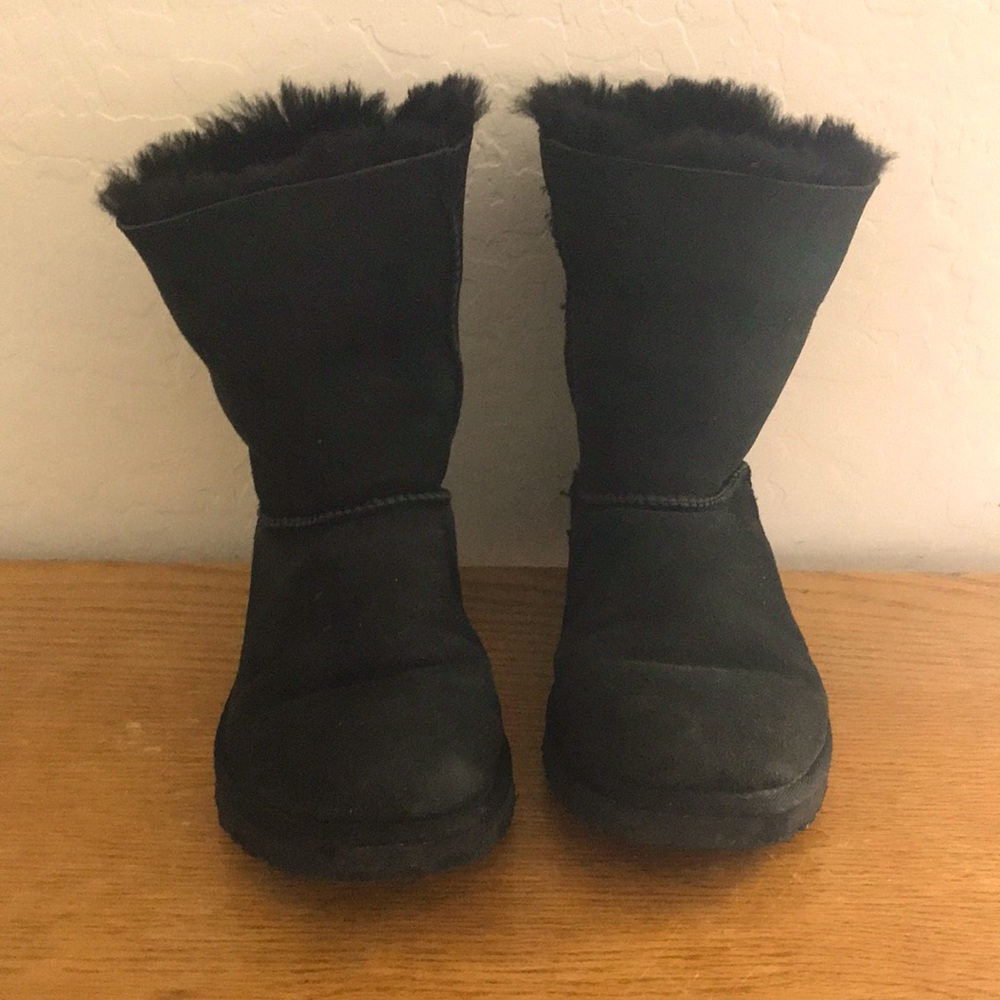 Ugh black boots